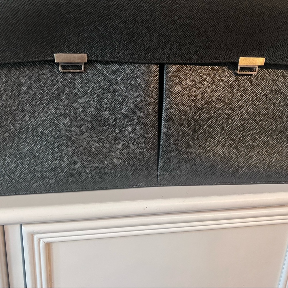 Louis Vuitton Black Briefcase Sleek Professional Design - Picture 11 of 11